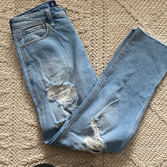 Hollister | curvy ultra high rise mom jeans size 30 - Picture 4 of 4